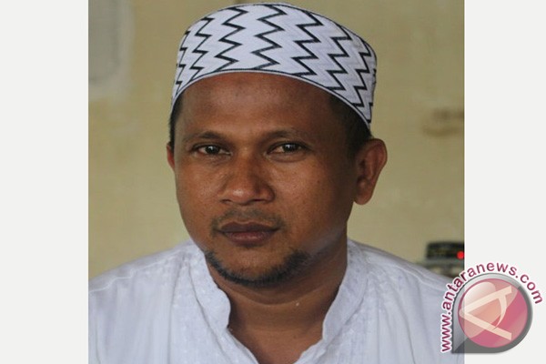 2016021211022016--Adi_Maros