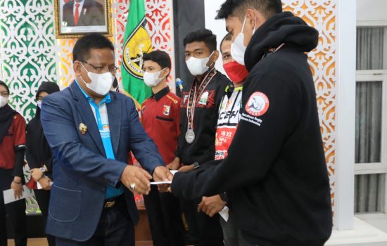 Aminullah Jamu Atlet PON Asal Kota Banda Aceh