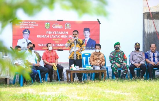 Aminullah Bantu Rumah untuk Zulfikar (Warga Kurang Mampu)